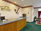 фото отеля Days Inn & Suites Pine Mountain - Maingate North of Callaway Gardens