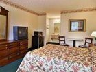 фото отеля Days Inn & Suites Pine Mountain - Maingate North of Callaway Gardens