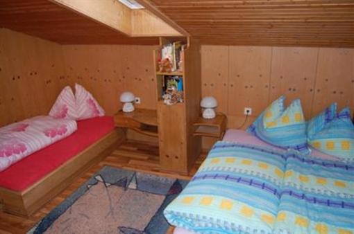 фото отеля Ferienwohnungen Unterluimes Telfes im Stubai