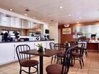 фото отеля Days Inn And Suites Braunig Lake