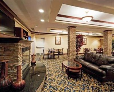 фото отеля Holiday Inn Express Suites Middleboro