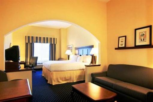 фото отеля Holiday Inn Express Suites Middleboro