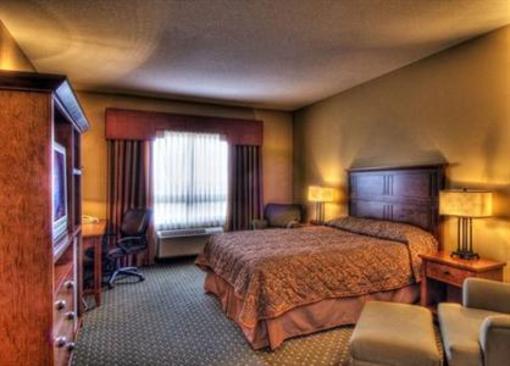 фото отеля Gold Eagle Lodge North Battleford