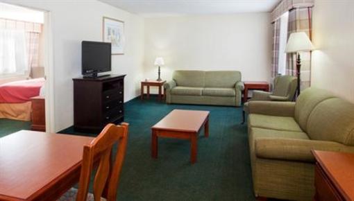фото отеля Country Inn & Suites Hiram