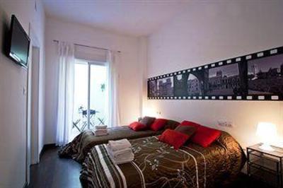 фото отеля Apartamentos Carmen Design