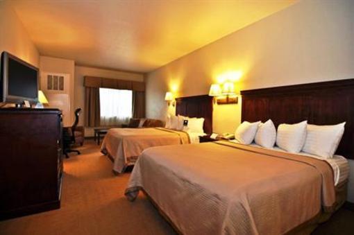 фото отеля Best Western Plus Timber Creek Inn & Suites