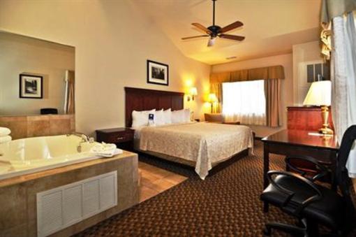 фото отеля Best Western Plus Timber Creek Inn & Suites