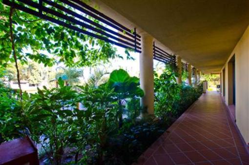 фото отеля Sea Cliff Court Luxury Apartments Dar es Salaam