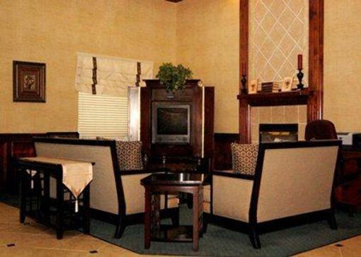фото отеля Comfort Suites Colorado Springs