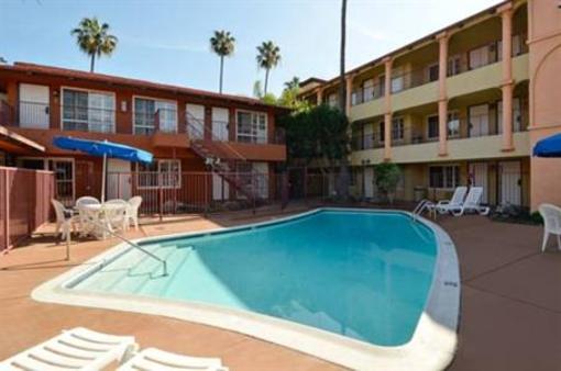 фото отеля Rodeway Inn Convention Center Los Angeles