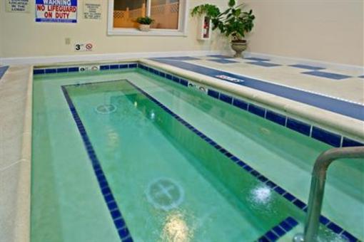 фото отеля Candlewood Suites Stevensville