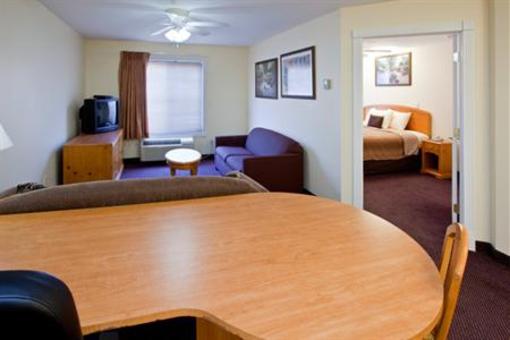 фото отеля Candlewood Suites Stevensville