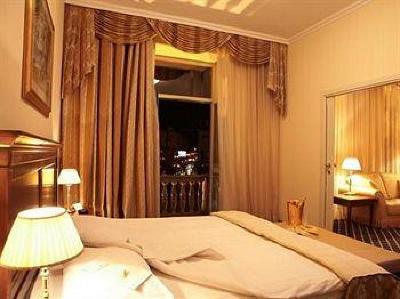 фото отеля Golden Tulip Hotel Yerevan