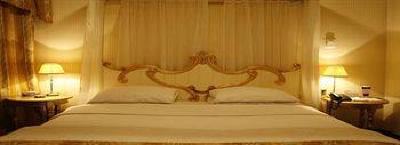 фото отеля Golden Tulip Hotel Yerevan