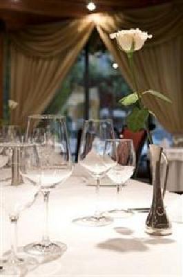 фото отеля Golden Tulip Hotel Yerevan