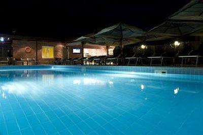 фото отеля Golden Tulip Hotel Yerevan