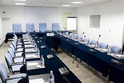 фото отеля Golden Tulip Hotel Yerevan