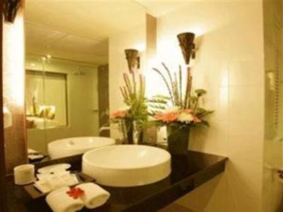 фото отеля Maninarakorn Hotel Chiang Mai