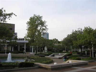фото отеля Crowne Plaza Glen Ellyn Lombard
