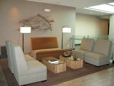 фото отеля Crowne Plaza Glen Ellyn Lombard