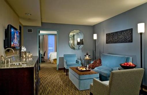 фото отеля Crowne Plaza Glen Ellyn Lombard