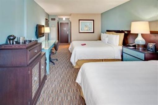 фото отеля Crowne Plaza Glen Ellyn Lombard