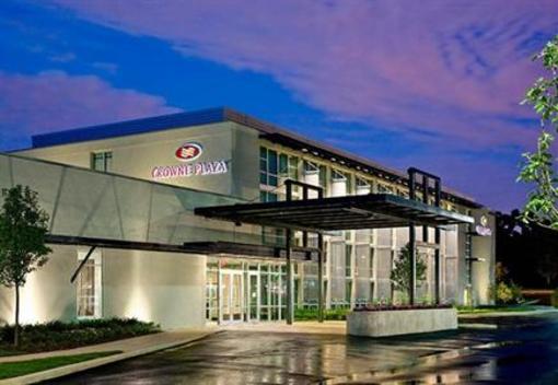 фото отеля Crowne Plaza Glen Ellyn Lombard