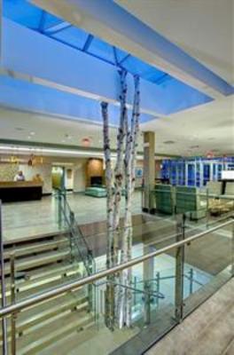 фото отеля Crowne Plaza Glen Ellyn Lombard