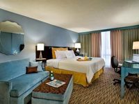 Crowne Plaza Glen Ellyn Lombard