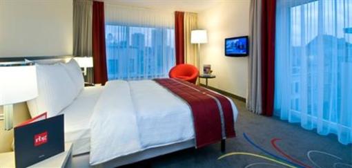фото отеля Park Inn by Radisson Brussels Midi