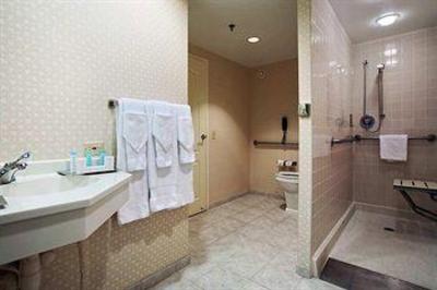 фото отеля Hilton Suites Oakbrook Terrace