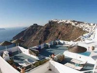 Vallas Apartments