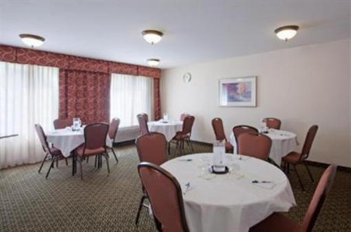 фото отеля Staybridge Suites Andover