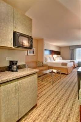 фото отеля Holiday Inn Express Hotel and Suites Las Vegas 215 Beltway