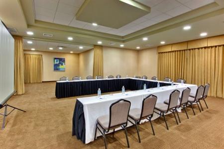фото отеля Holiday Inn Express Hotel and Suites Las Vegas 215 Beltway