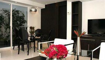 фото отеля Lumina Luxury Suites