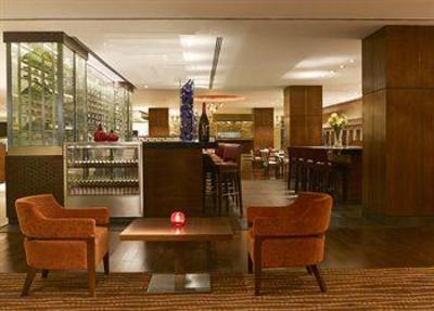 фото отеля Hilton Garden Inn New Delhi/Saket
