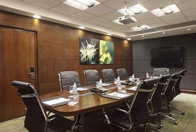 фото отеля Hilton Garden Inn New Delhi/Saket