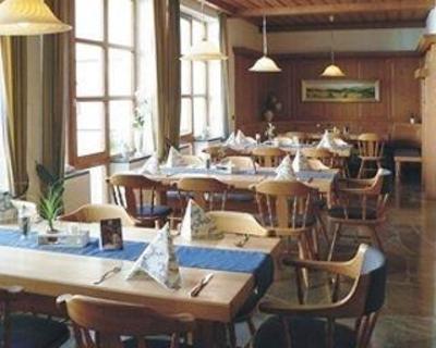 фото отеля Hotel Lamm Wurzburg