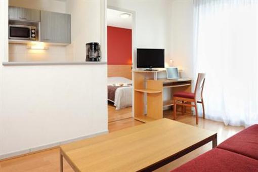 фото отеля Sejours & Affaires Apparthotel Lyon Park Lane