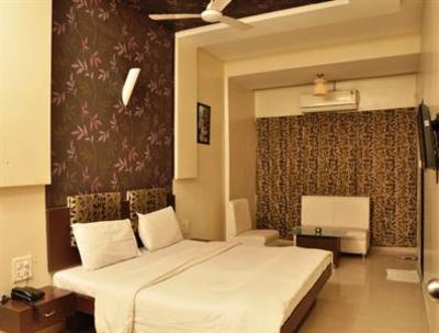 фото отеля Purohit S Hotel Raj