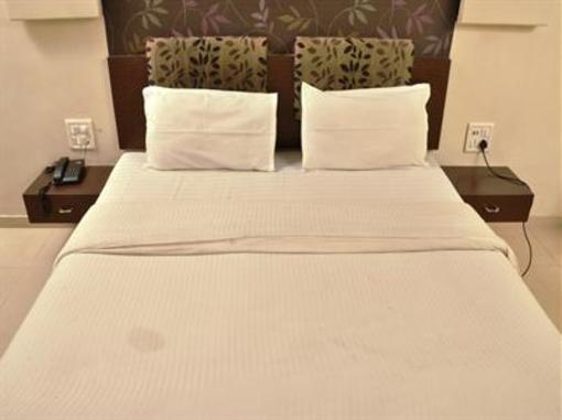 фото отеля Purohit S Hotel Raj