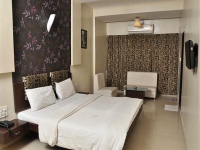 фото отеля Purohit S Hotel Raj