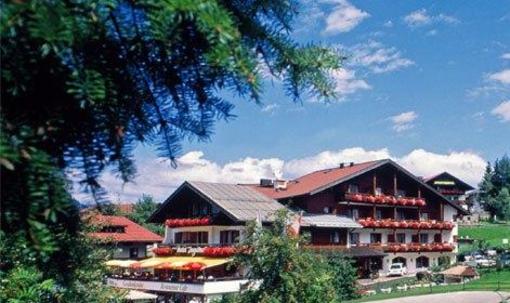 фото отеля Jagdhof Hotel Riezlern