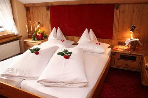 фото отеля Jagdhof Hotel Riezlern