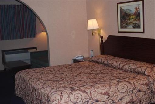 фото отеля Express Inn & Suites Trion