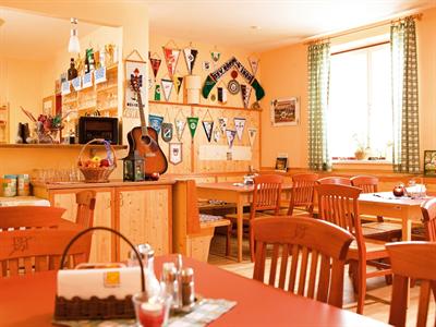 фото отеля JUFA Gastehaus St Martin Sankt Martin am Tennengebirge
