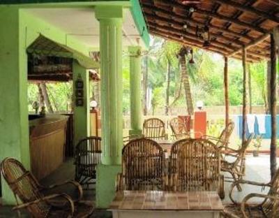 фото отеля Sifrazhed's Beach Retreat