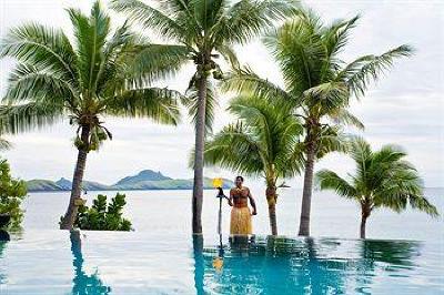 фото отеля Tokoriki Island Resort
