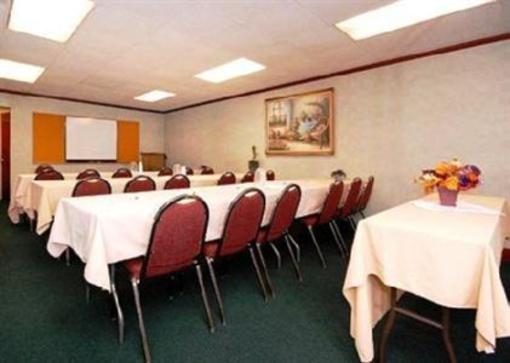 фото отеля The Regency Inn